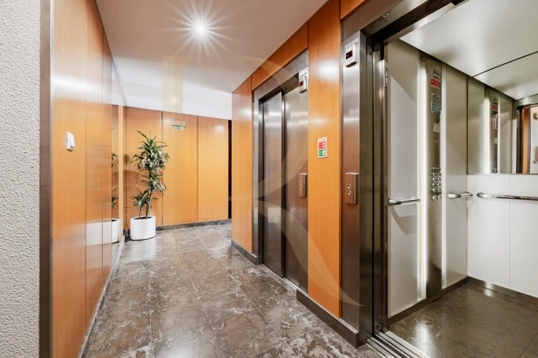 Apartamento T2 para Venda em Águas Livres Foto 37