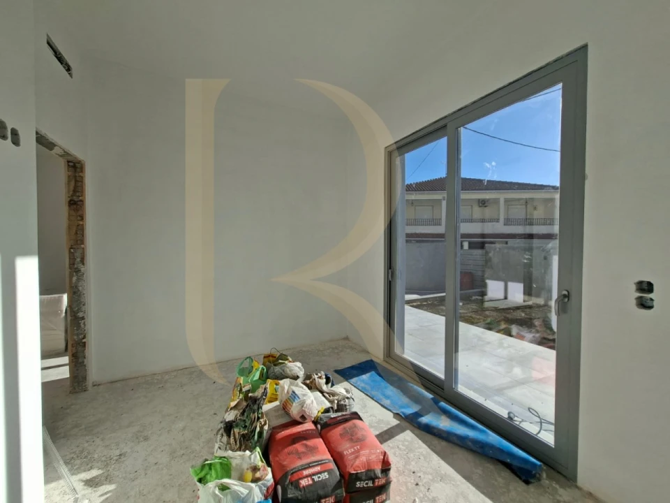 Apartamento T1 para Venda em Quinta do Conde Foto 14