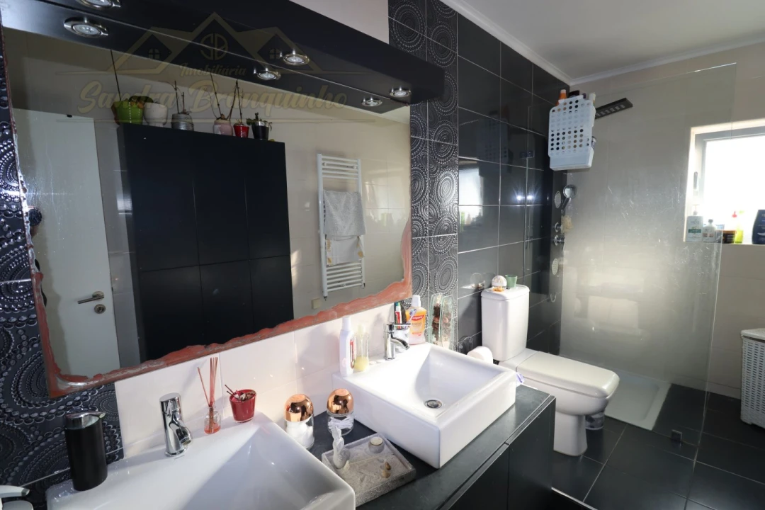 Moradia T3 para Venda em A dos Cunhados e Maceira Foto 42