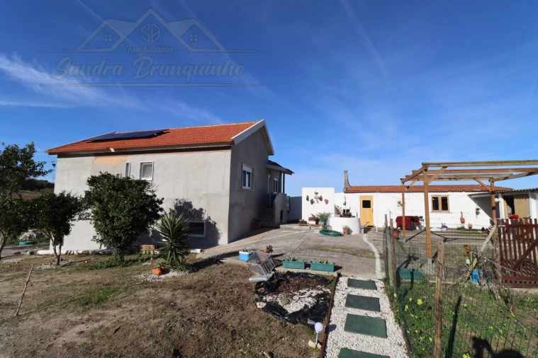 Moradia T3 para Venda em A dos Cunhados e Maceira Foto 8