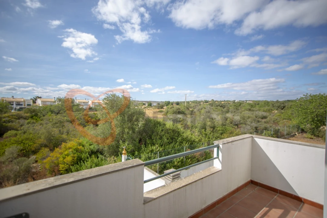 Moradia T4 para Venda em Ferreiras Foto 26