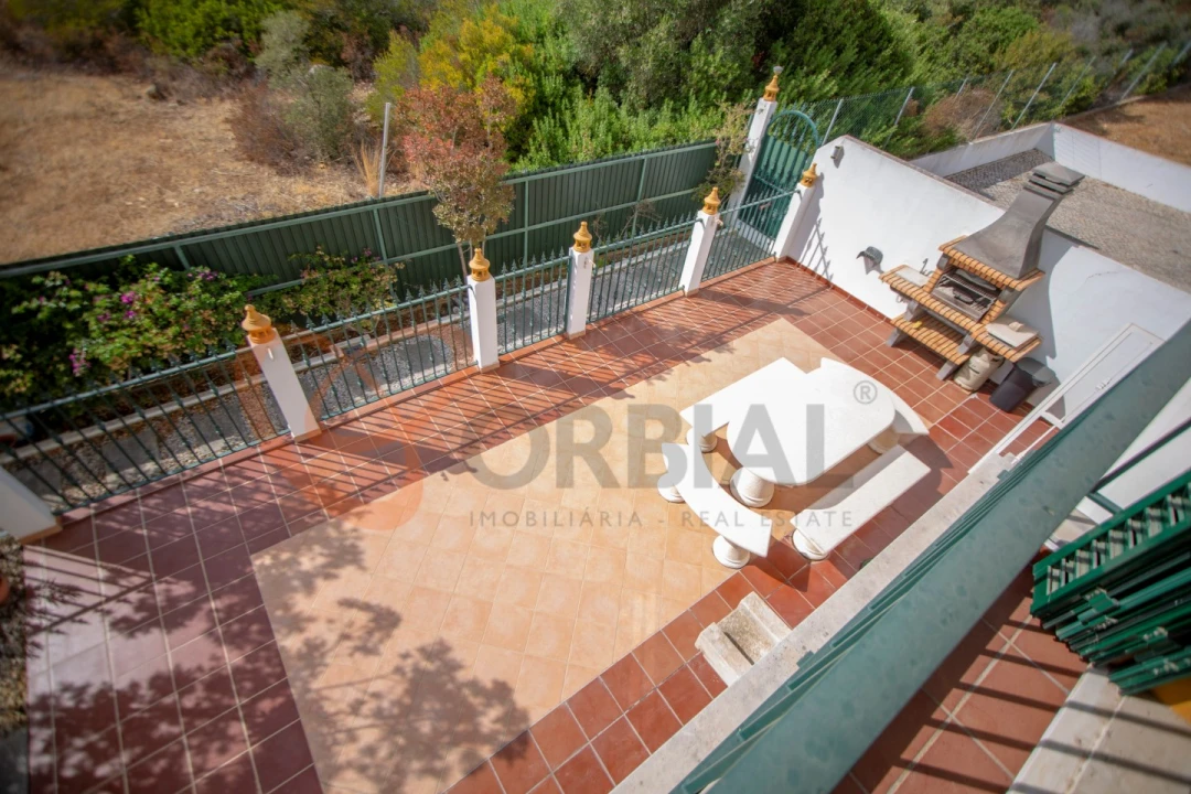 Moradia T4 para Venda em Ferreiras Foto 31