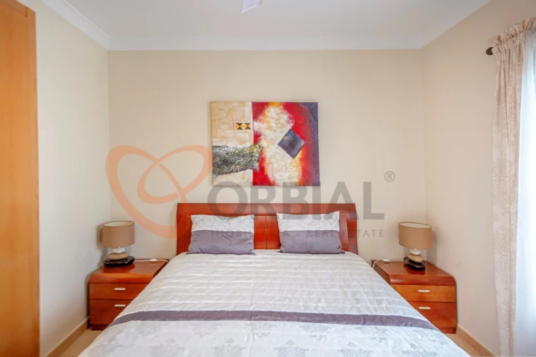 Moradia T4 para Venda em Ferreiras Foto 12