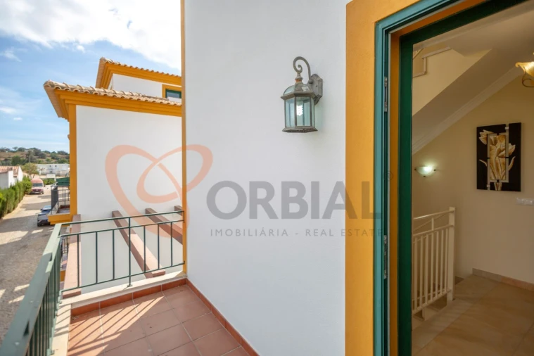 Moradia T4 para Venda em Ferreiras Foto 25