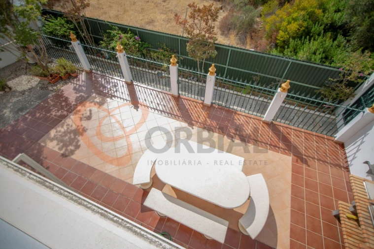 Moradia T4 para Venda em Ferreiras Foto 28