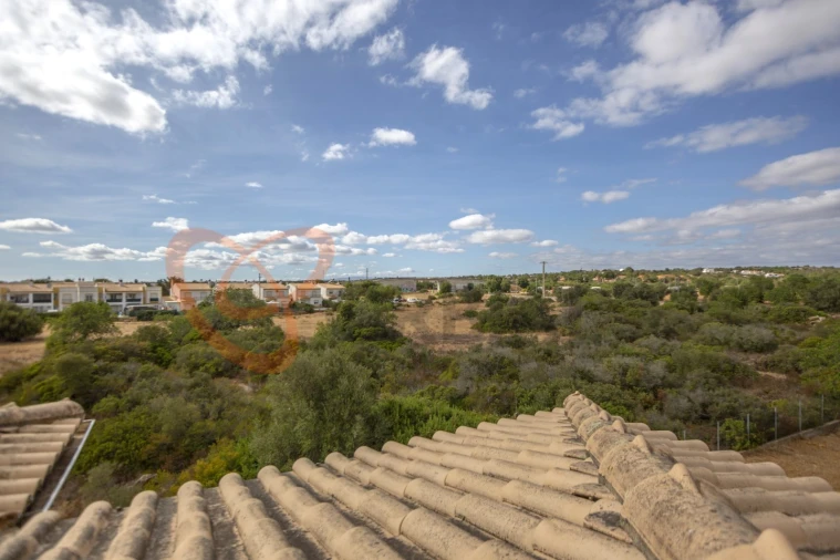 Moradia T4 para Venda em Ferreiras Foto 37