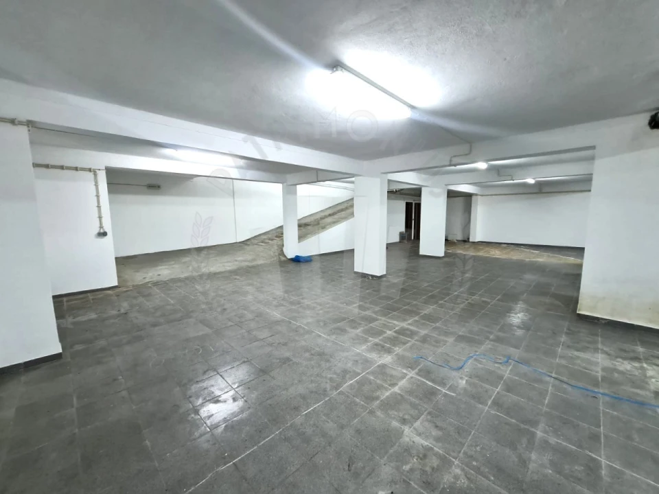 Garagem para Arrendamento em Sines Foto 2