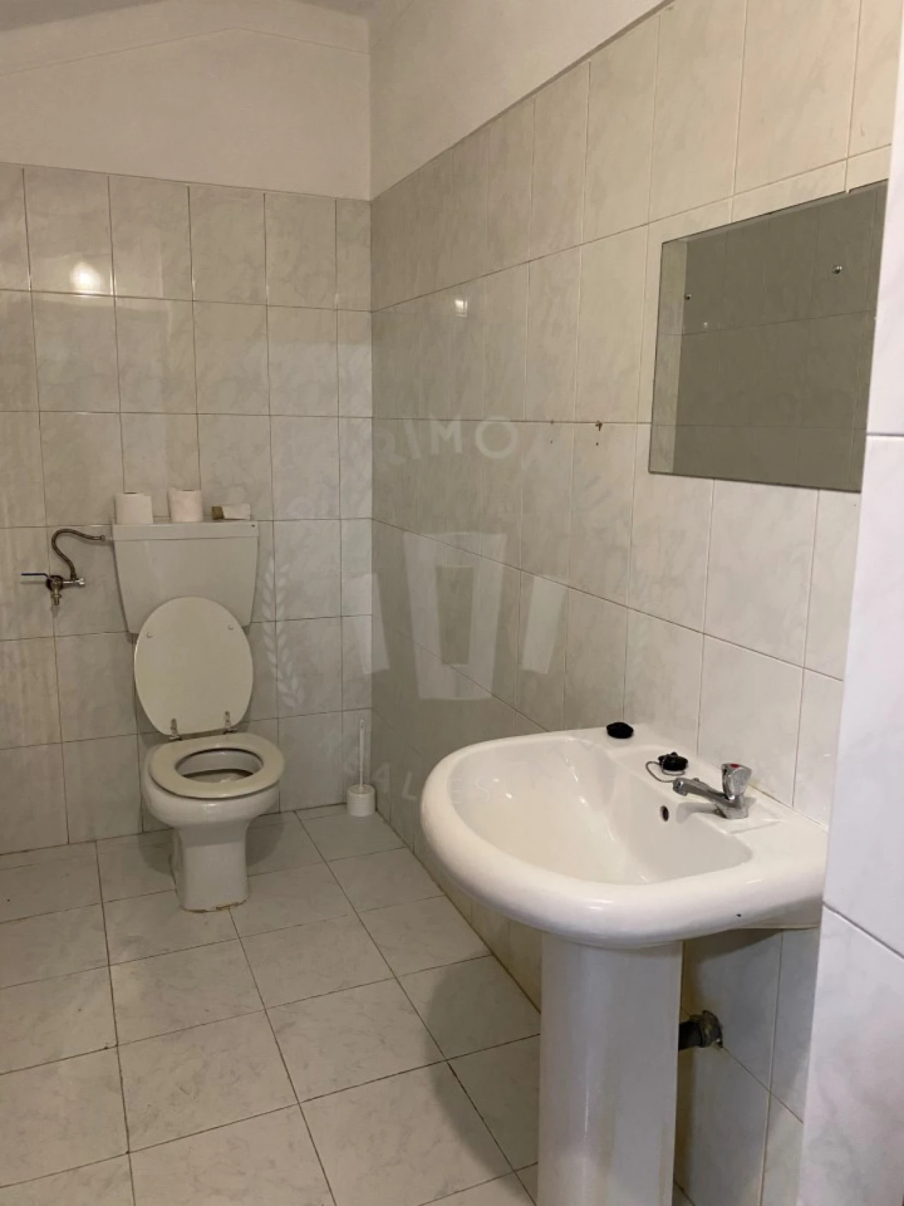 Garagem para Arrendamento em Sines Foto 5