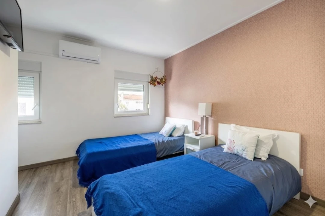 Apartamento T3 para Venda em São Martinho do Porto Foto 5
