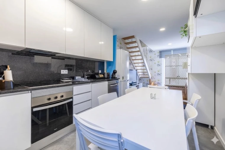 Apartamento T3 para Venda em São Martinho do Porto Foto 3