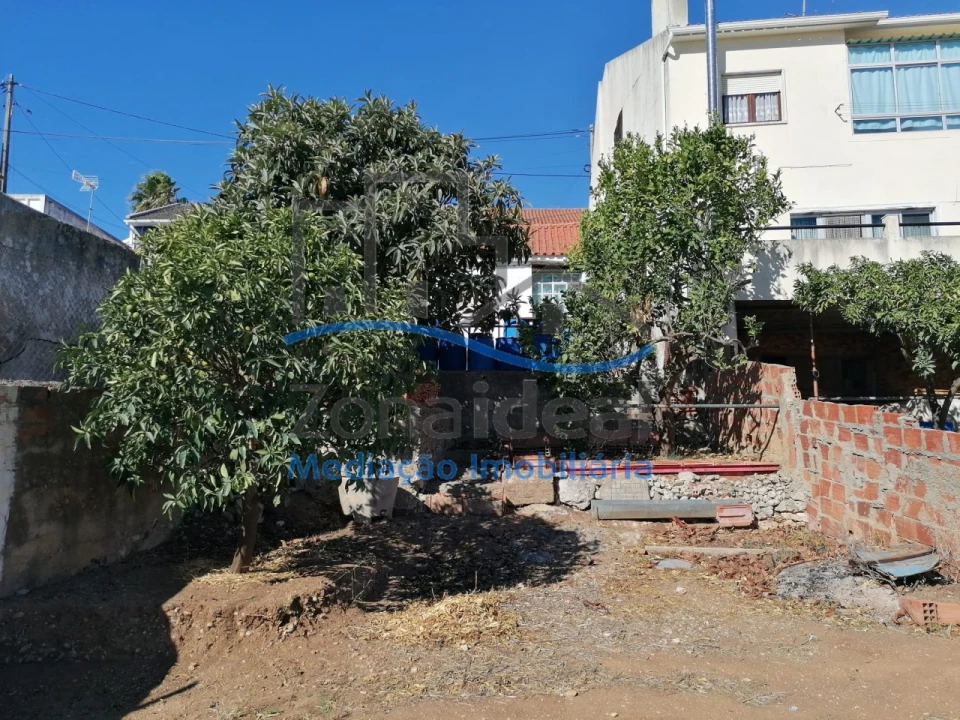 Moradia T4 para Venda em Alenquer (Santo Estêvão e Triana) Foto 36