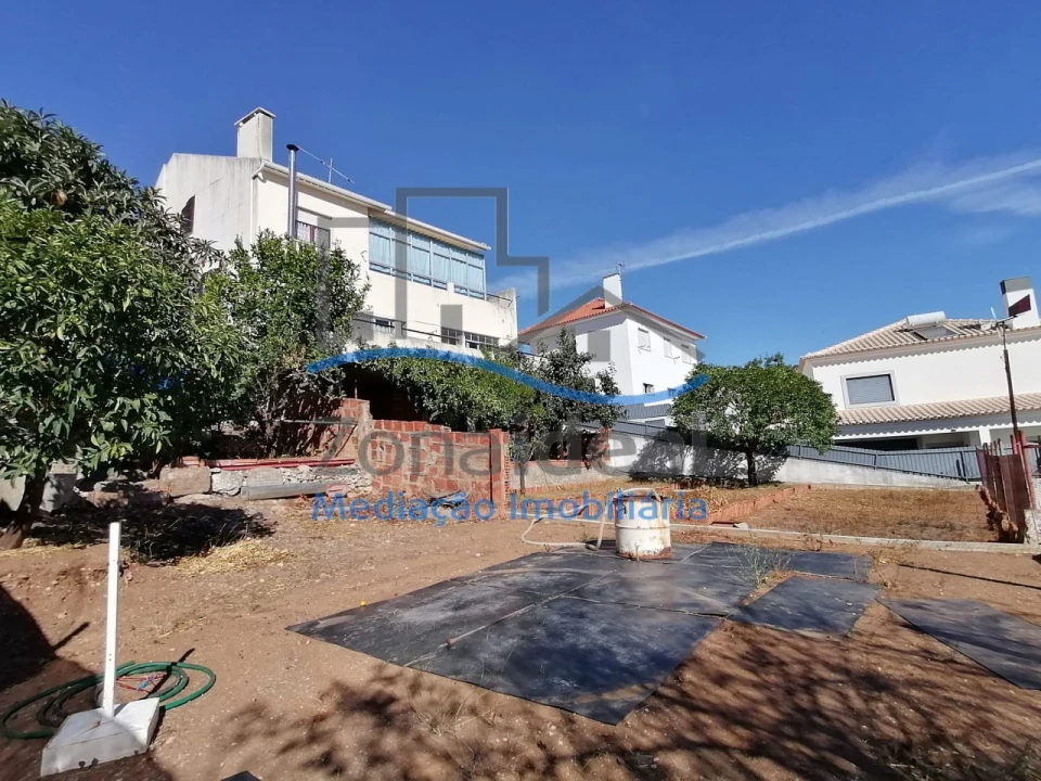 Moradia T4 para Venda em Alenquer (Santo Estêvão e Triana) Foto 37