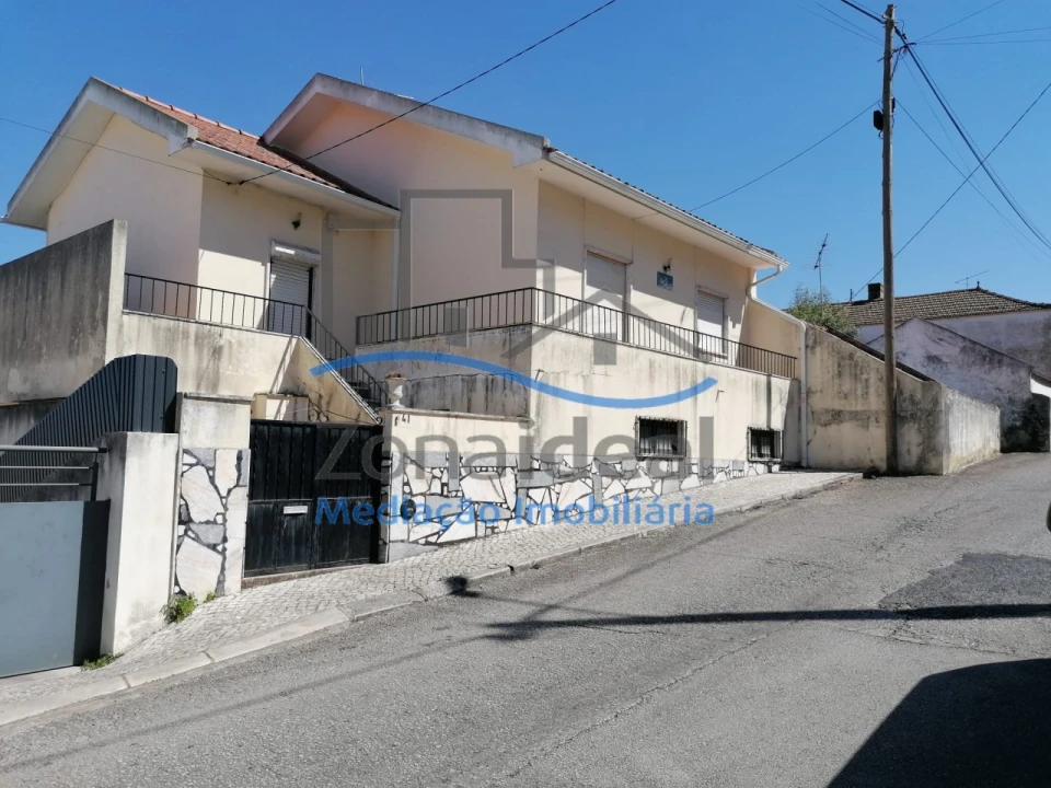 Moradia T4 para Venda em Alenquer (Santo Estêvão e Triana) Foto 42