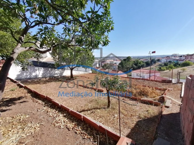 Moradia T4 para Venda em Alenquer (Santo Estêvão e Triana) Foto 2