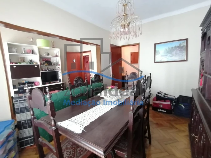 Moradia T4 para Venda em Alenquer (Santo Estêvão e Triana) Foto 5