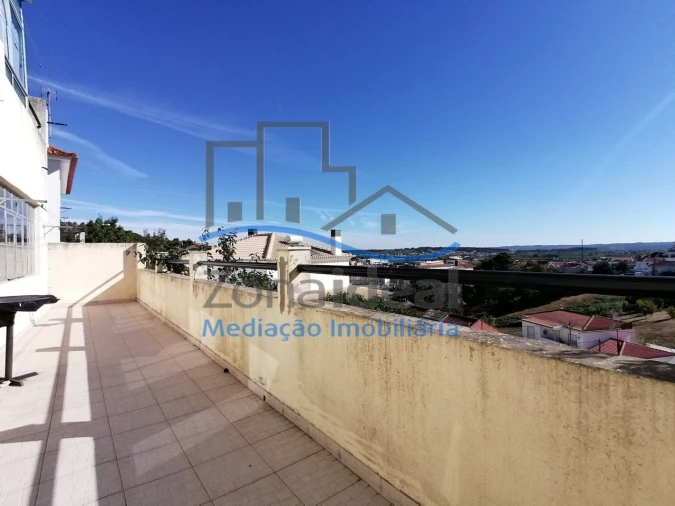 Moradia T4 para Venda em Alenquer (Santo Estêvão e Triana) Foto 16