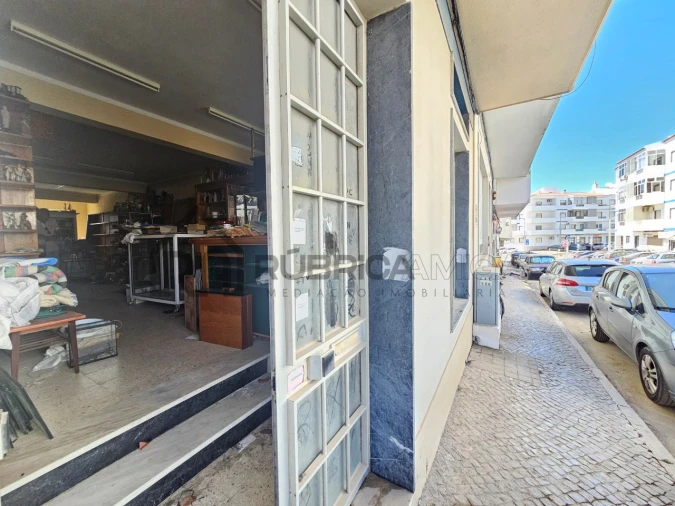 Loja para Venda em Loule (São Sebastião)