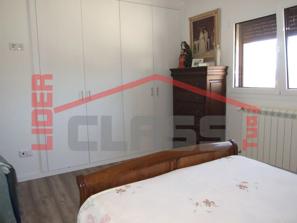 Moradia T3 para Venda em Torre de D. Chama Foto 9