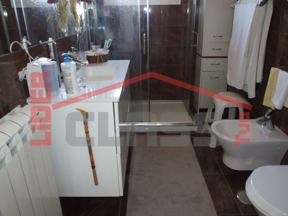 Moradia T3 para Venda em Torre de D. Chama Foto 8