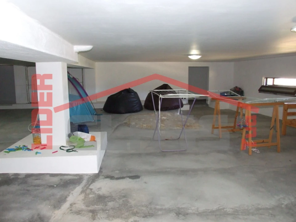 Moradia T3 para Venda em Torre de D. Chama Foto 21