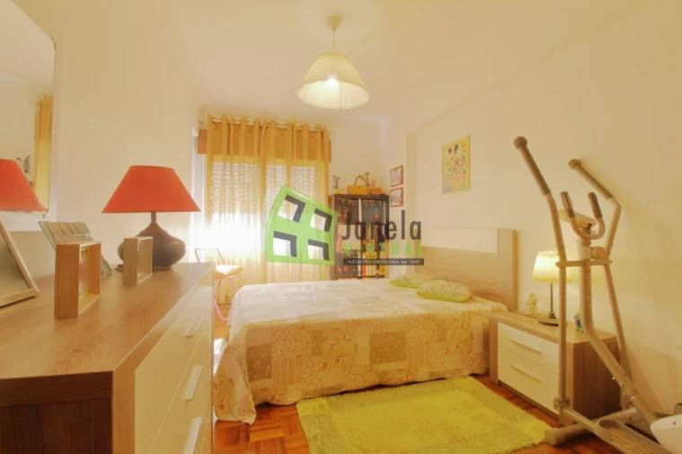 Apartamento T3 para Venda em Laranjeiro e Feijó Foto 19