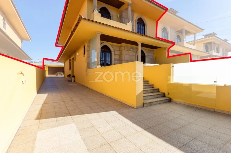 Moradia T5 para Venda em Vila Chã Foto 27