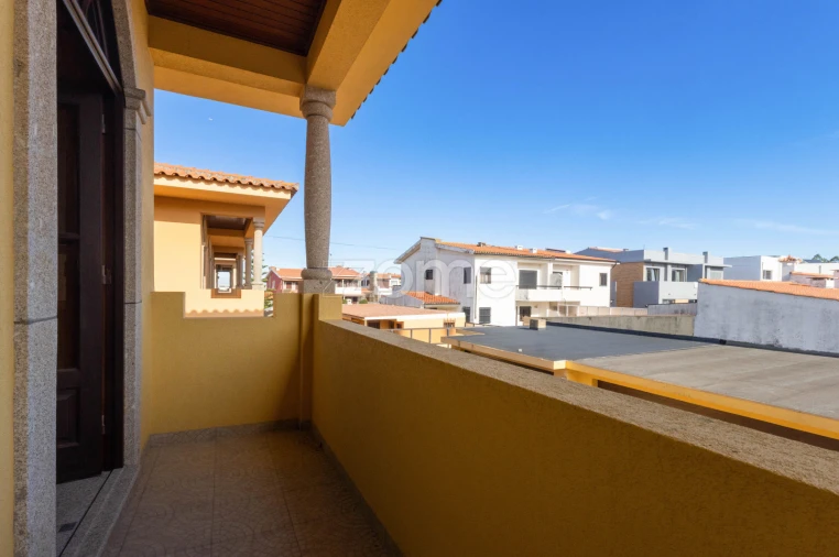 Moradia T5 para Venda em Vila Chã Foto 20