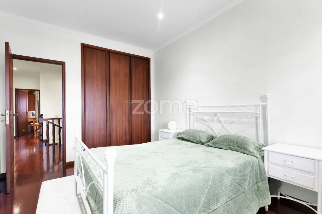 Moradia T5 para Venda em Vila Chã Foto 16