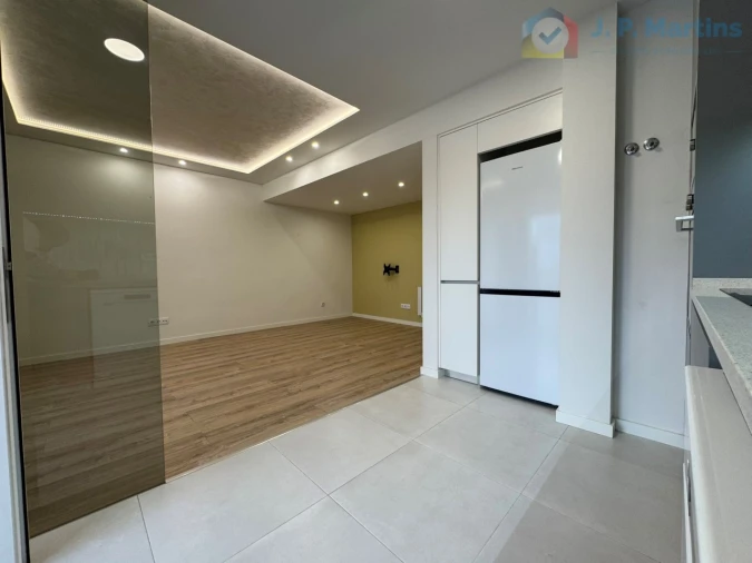 Apartamento T1 para Venda em Seixal, Arrentela e Aldeia de Paio Pires Foto 4