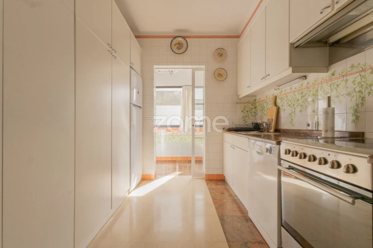 Apartamento T3 para Venda em Cascais e Estoril Foto 11