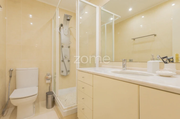 Apartamento T3 para Venda em Cascais e Estoril Foto 15