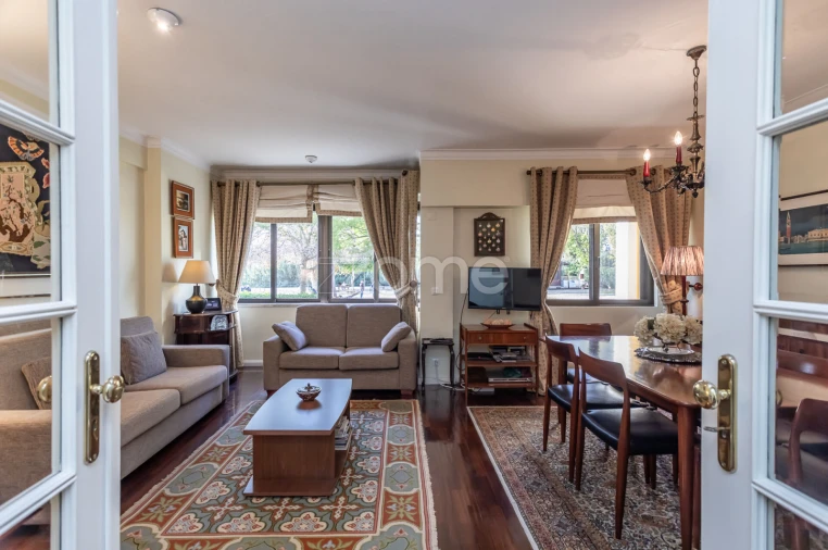 Apartamento T3 para Venda em Cascais e Estoril Foto 2