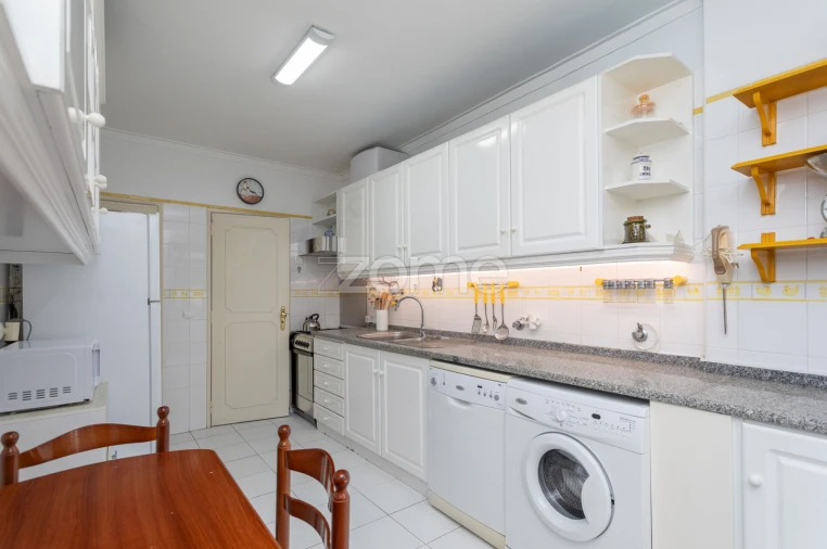 Apartamento T3 para Venda em Cascais e Estoril Foto 13