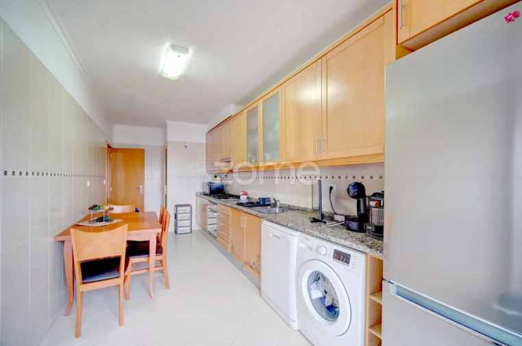 Apartamento T2 para Venda em Mina de Água Foto 8