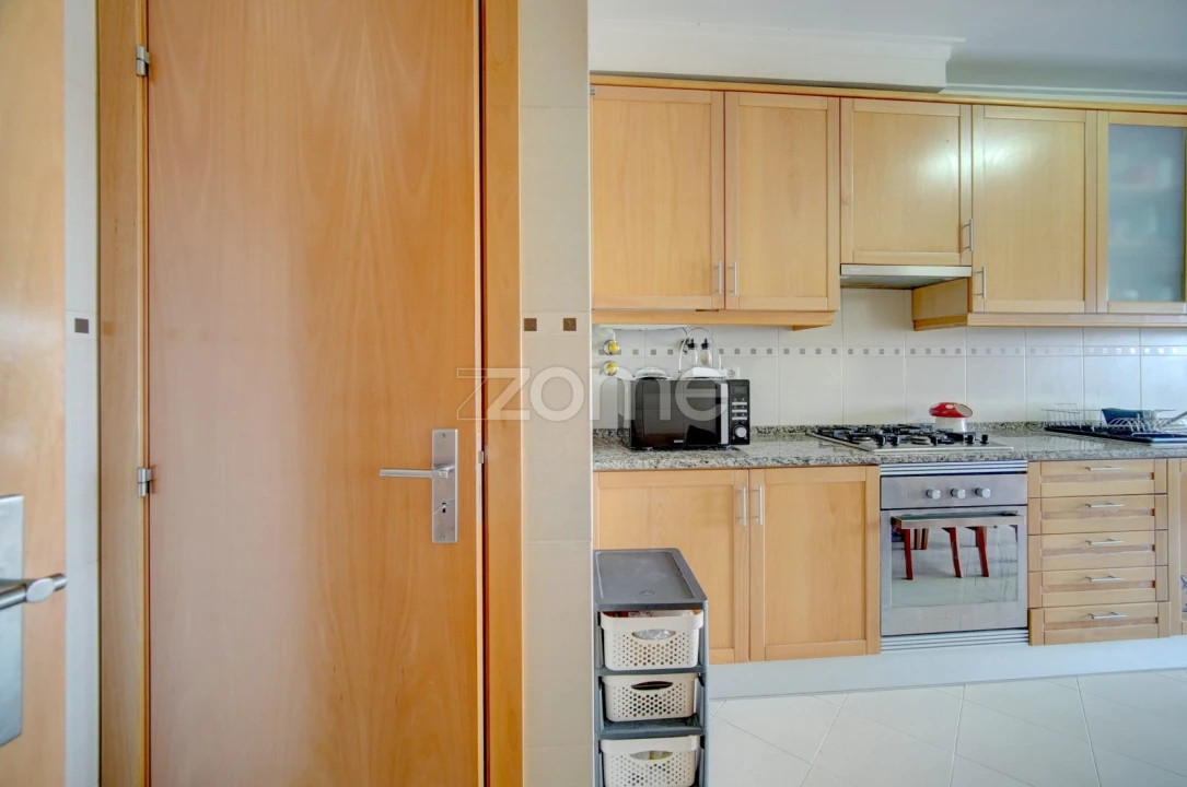 Apartamento T2 para Venda em Mina de Água Foto 6