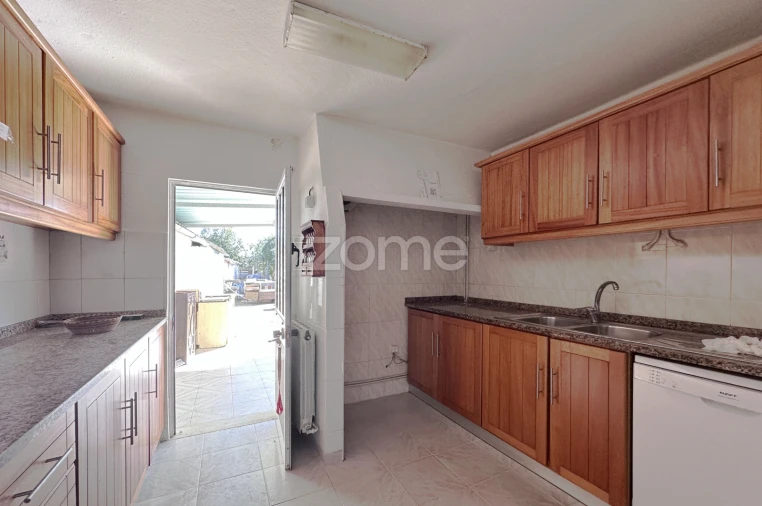 Moradia T5 para Venda em Asseiceira Foto 15