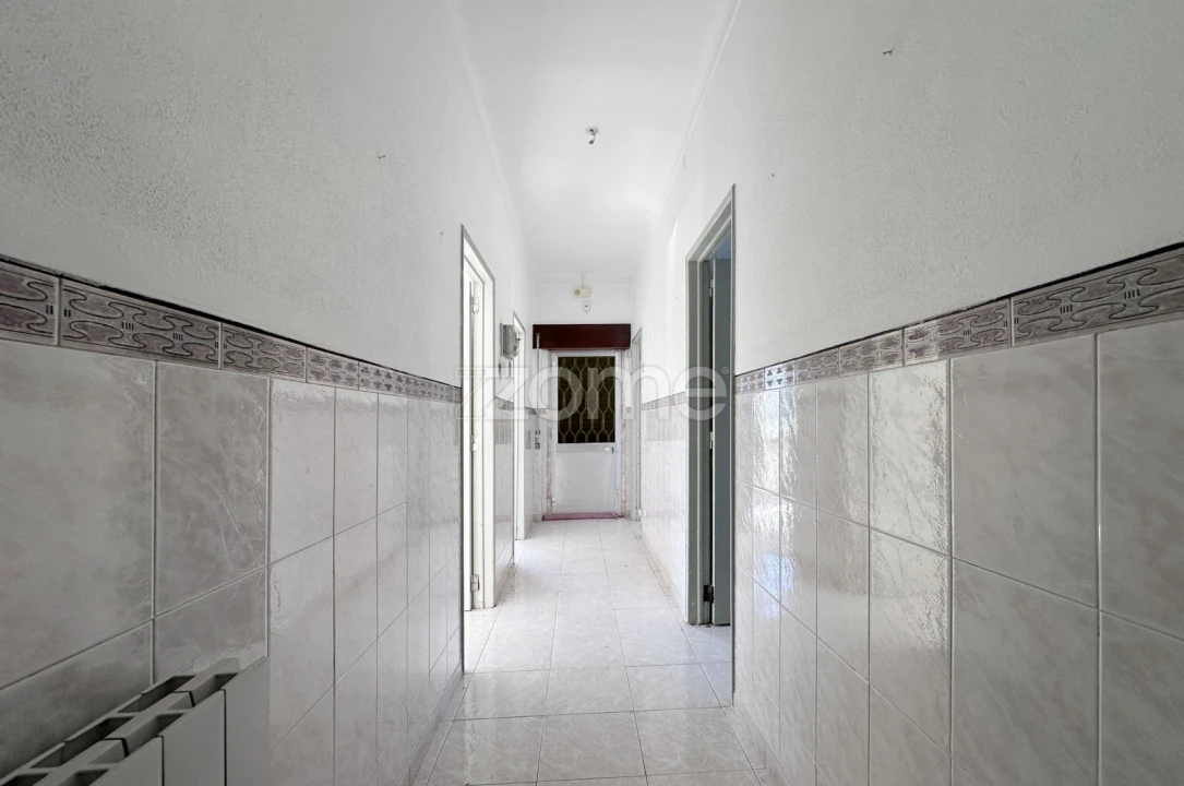 Moradia T5 para Venda em Asseiceira Foto 11