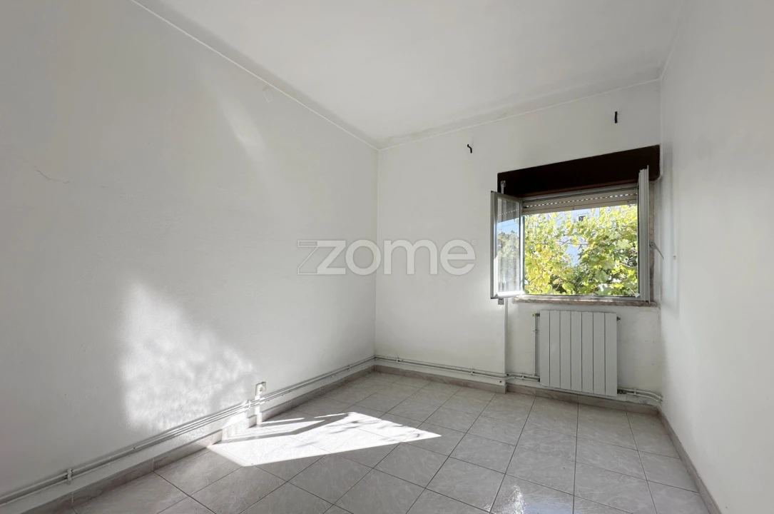 Moradia T5 para Venda em Asseiceira Foto 19