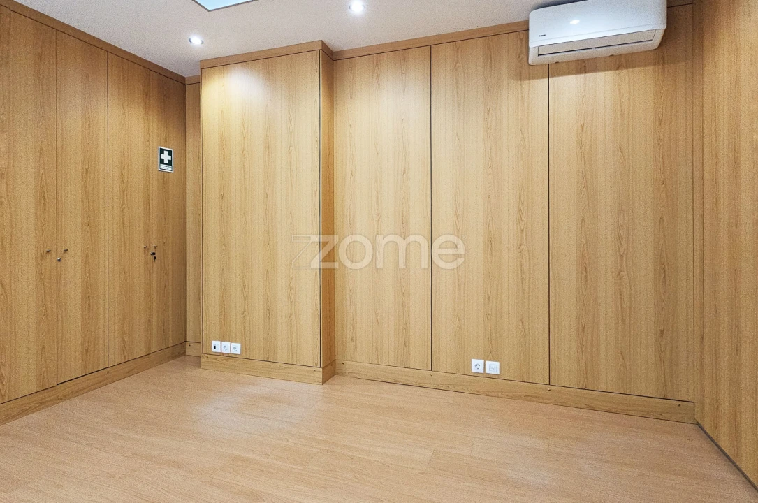 Negócio para Arrendamento em Barcarena Foto 12