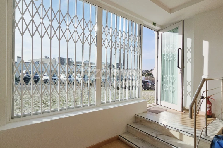 Negócio para Arrendamento em Barcarena Foto 26