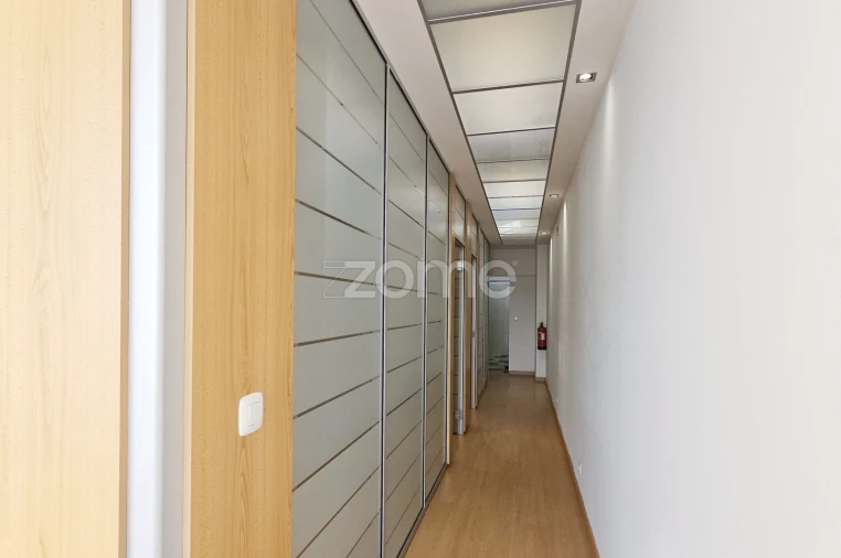 Negócio para Arrendamento em Barcarena Foto 9