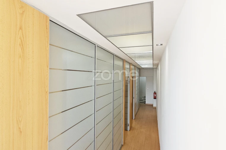 Negócio para Arrendamento em Barcarena Foto 10