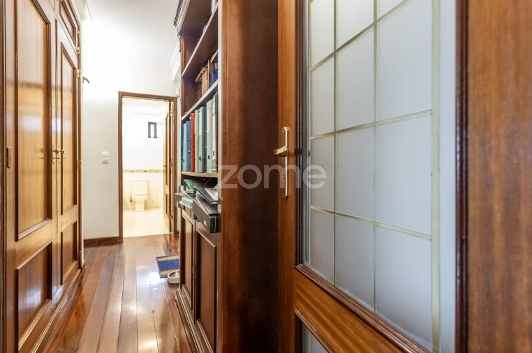 Apartamento T3 para Venda em São Vicente Foto 11