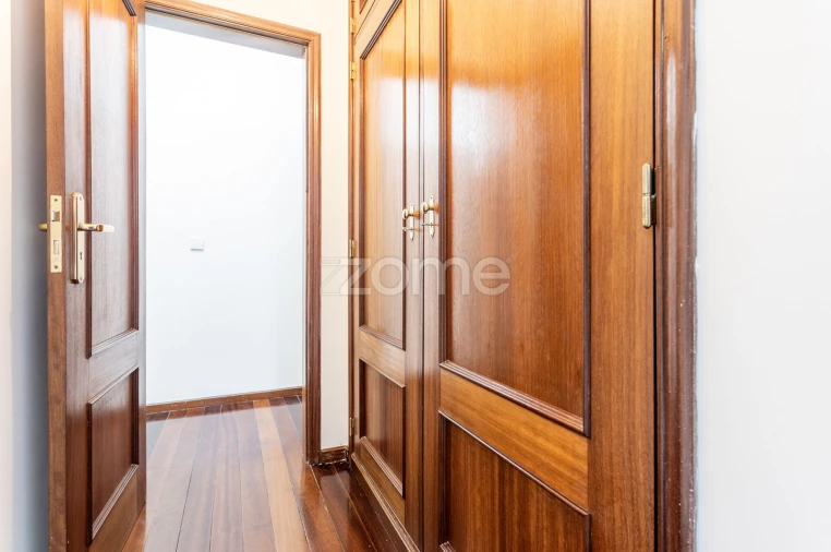 Apartamento T3 para Venda em São Vicente Foto 23