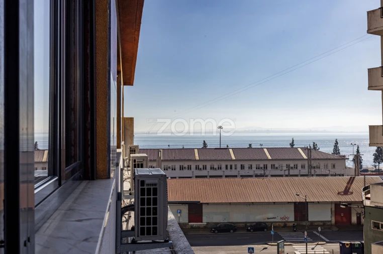 Apartamento T3 para Venda em São Vicente Foto 29