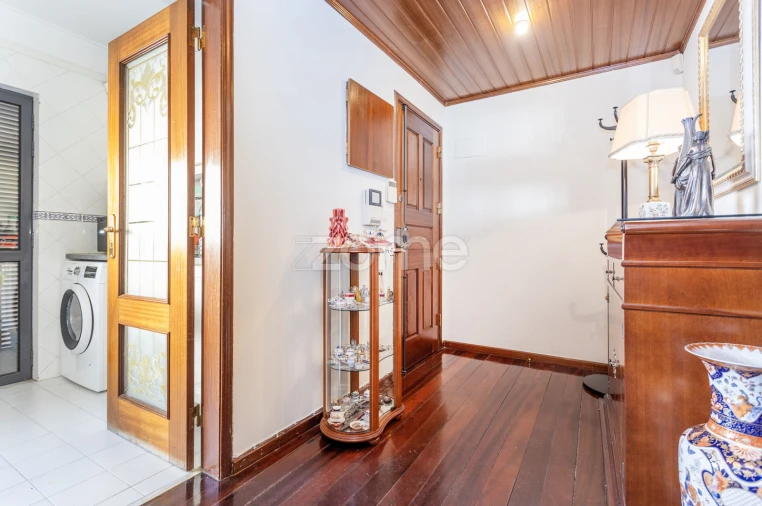 Apartamento T3 para Venda em São Vicente Foto 2