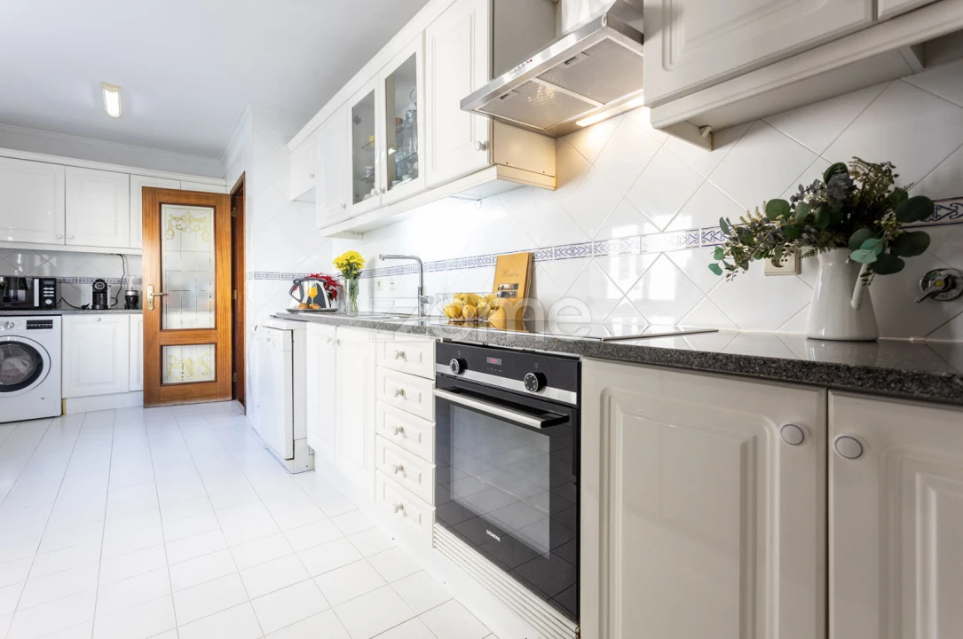 Apartamento T3 para Venda em São Vicente Foto 5