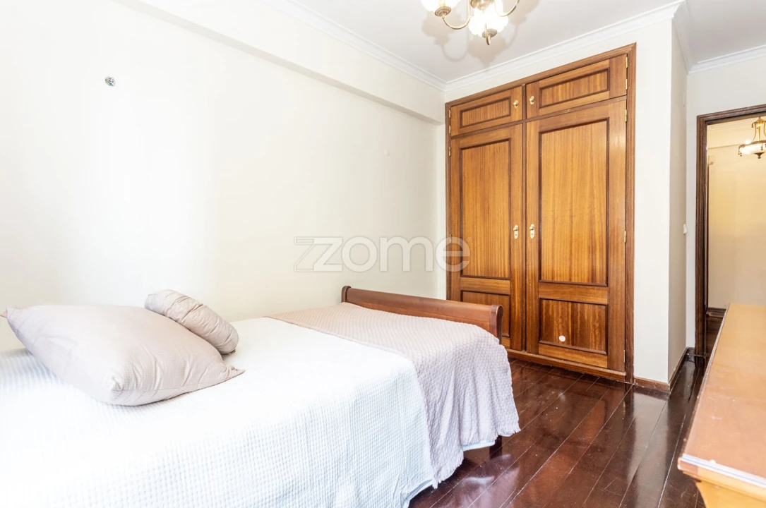Apartamento T3 para Venda em São Vicente Foto 16