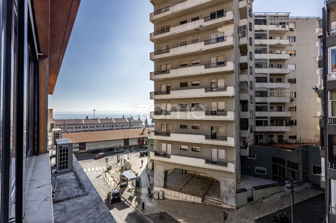 Apartamento T3 para Venda em São Vicente Foto 30
