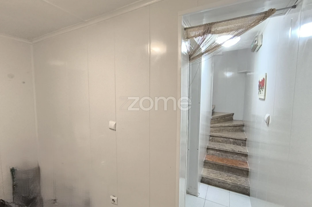 Negócio para Venda em Queluz e Belas Foto 9